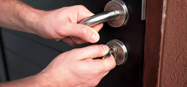 Pella Storm Door Lock Body Replacement East Moline
